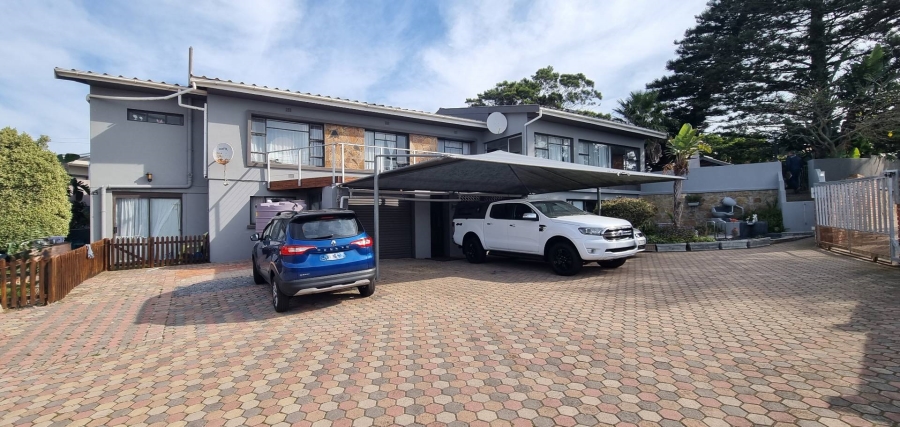 4 Bedroom Property for Sale in Mossel Bay Central Western Cape